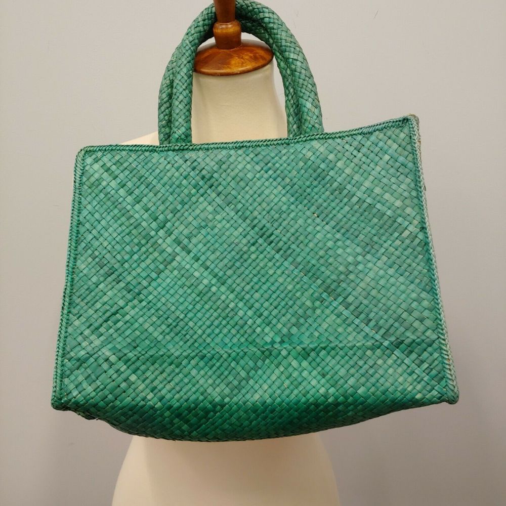 Beautiful Green Handwoven Straw Bag